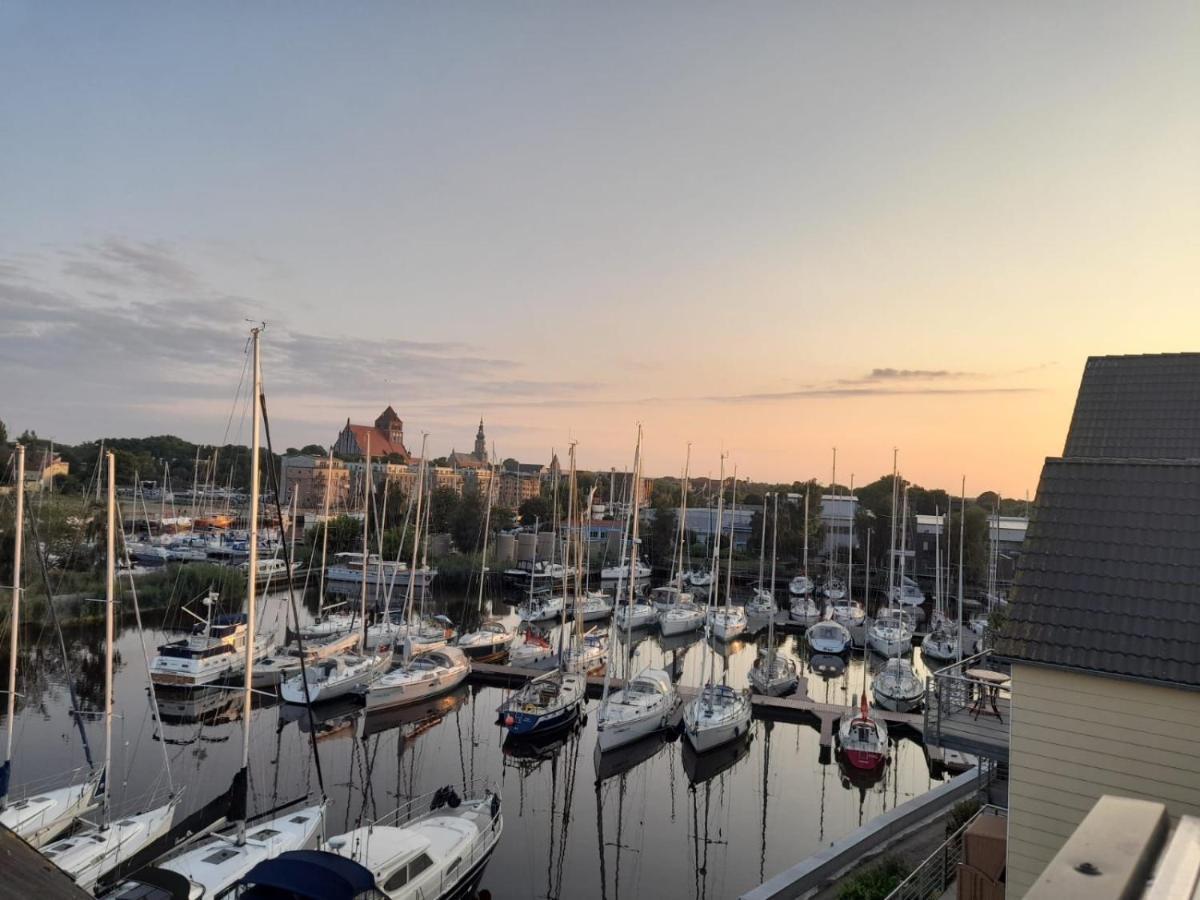 Ferienwohnung Marina Am Ryck Грайфсвальд Экстерьер фото